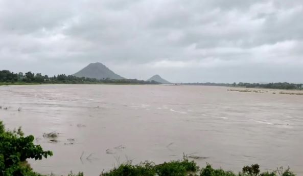 Rushikulya River Swells Near Danger Mark as Heavy Rain Continues in Ganjam